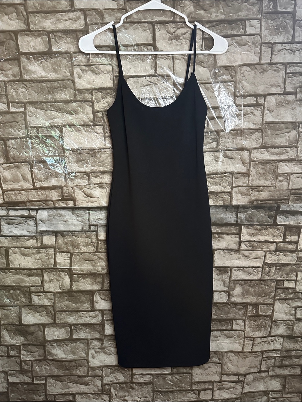 Lulu’s Classic Black Slip Midi Dress with Spaghetti Straps Size Medium